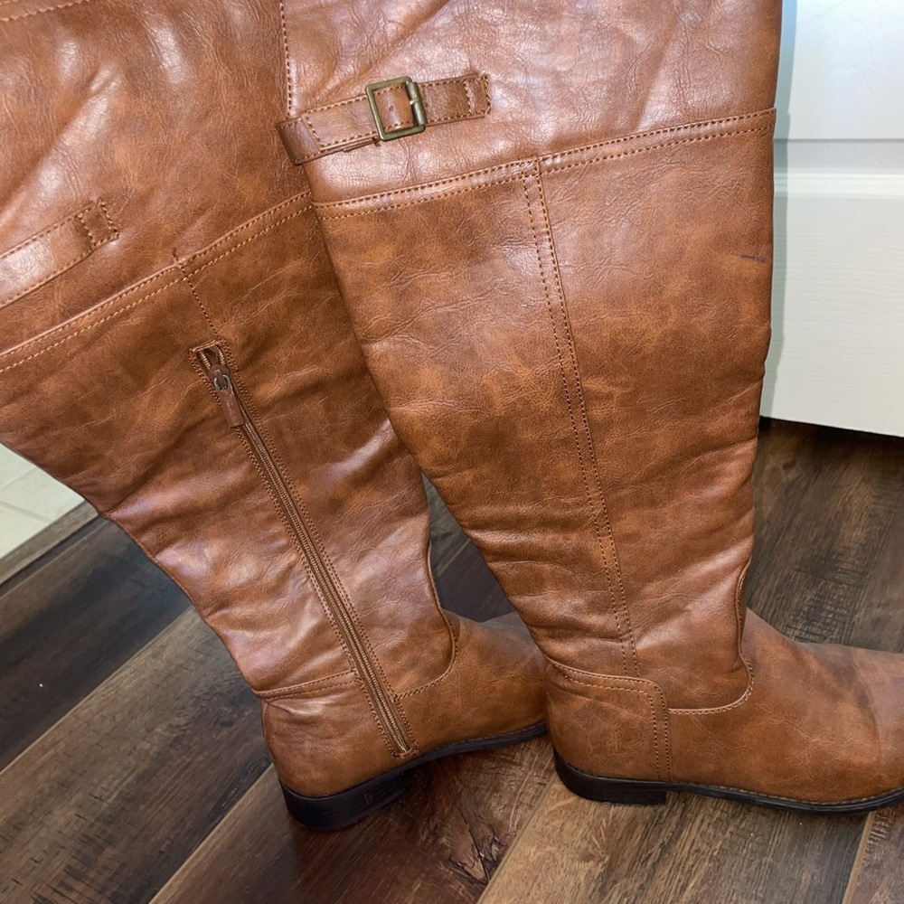 Breckelle’s Knee High Riding Boots